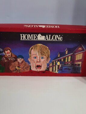 Home Alone Board Game 1991 THQ Complete 99/100 Tiles Movie Game Vintage